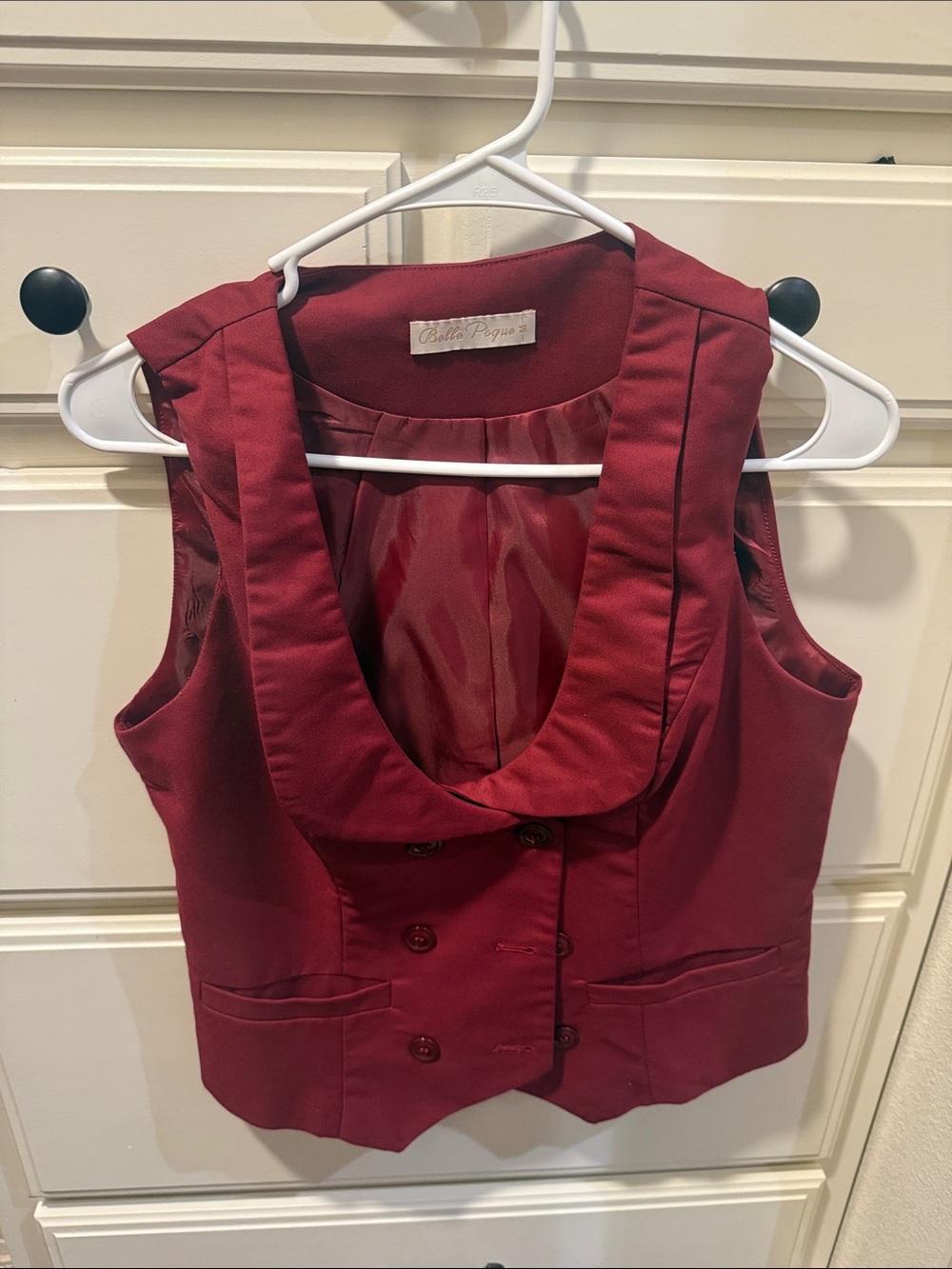 Petite Sophisticate Burgundy Women’s Sleeveless Vest